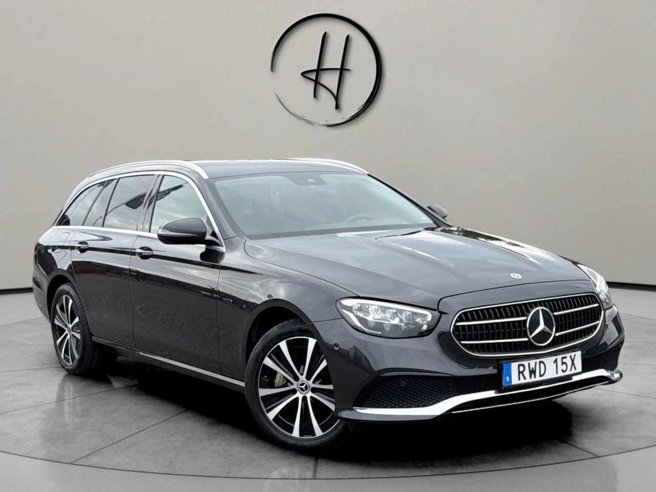 Mercedes-Benz E 300de 4MATIC Widescreen 2021, bild 2/10