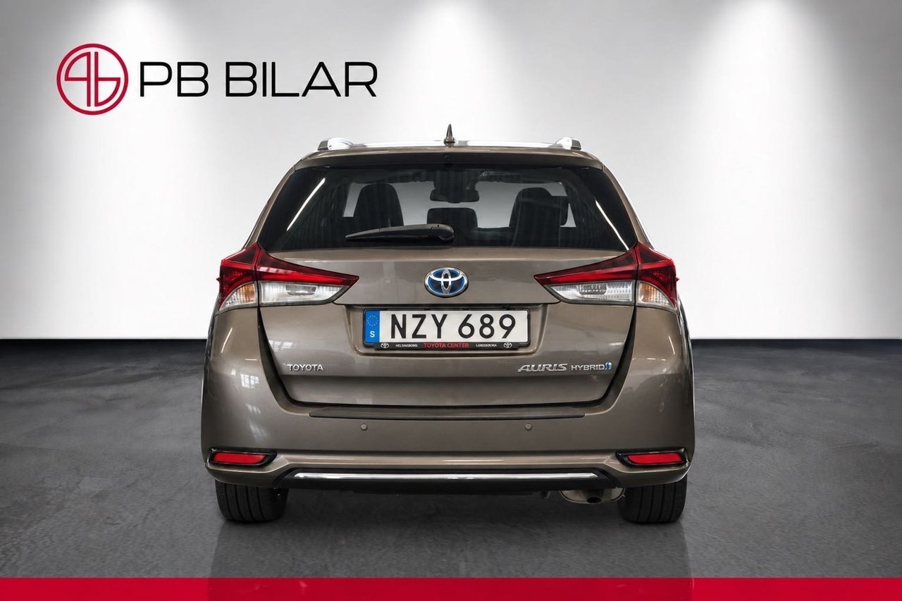 Toyota Auris 2016, bild 5/10