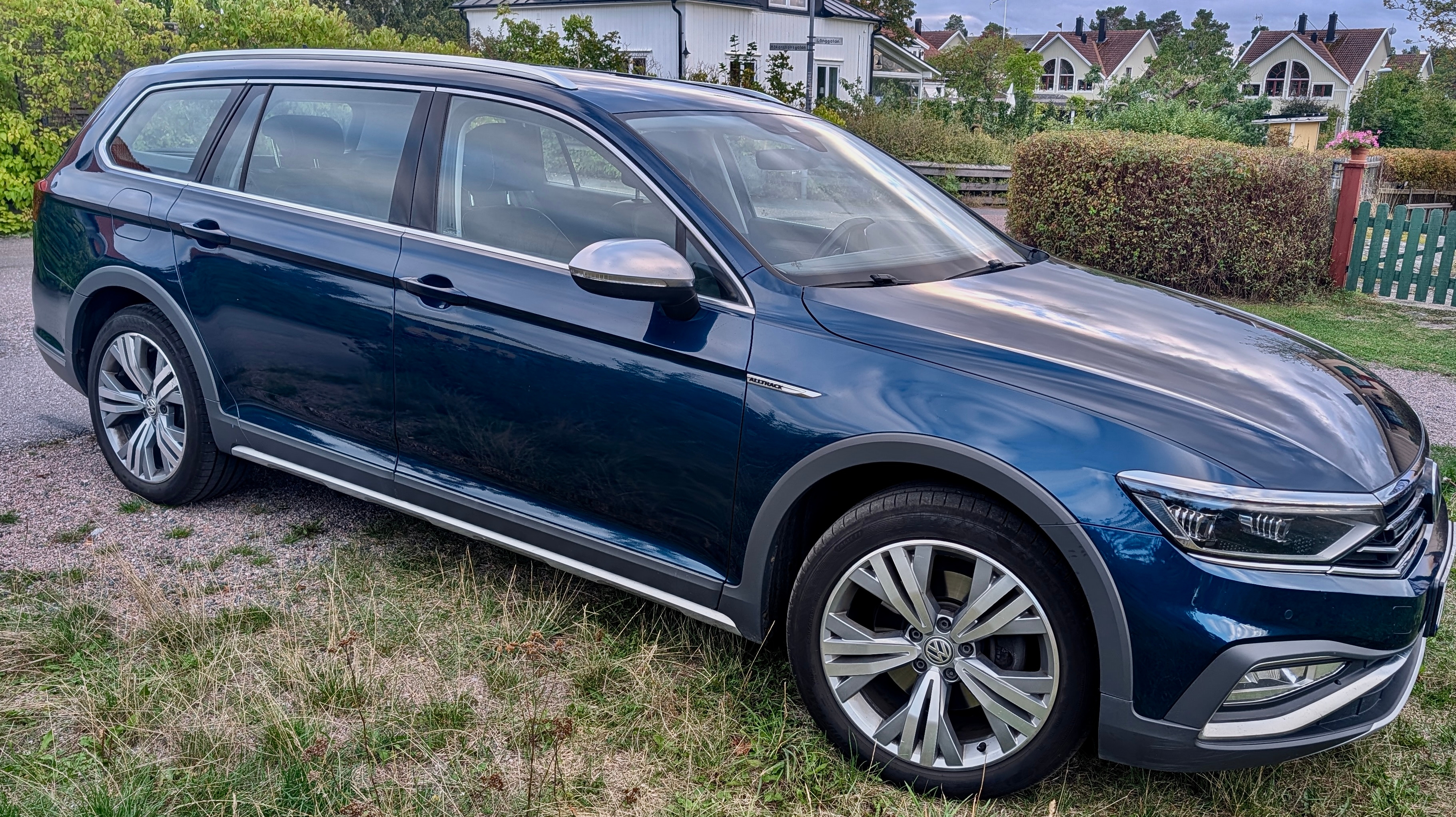 Volkswagen Passat 2020, bild 2/10