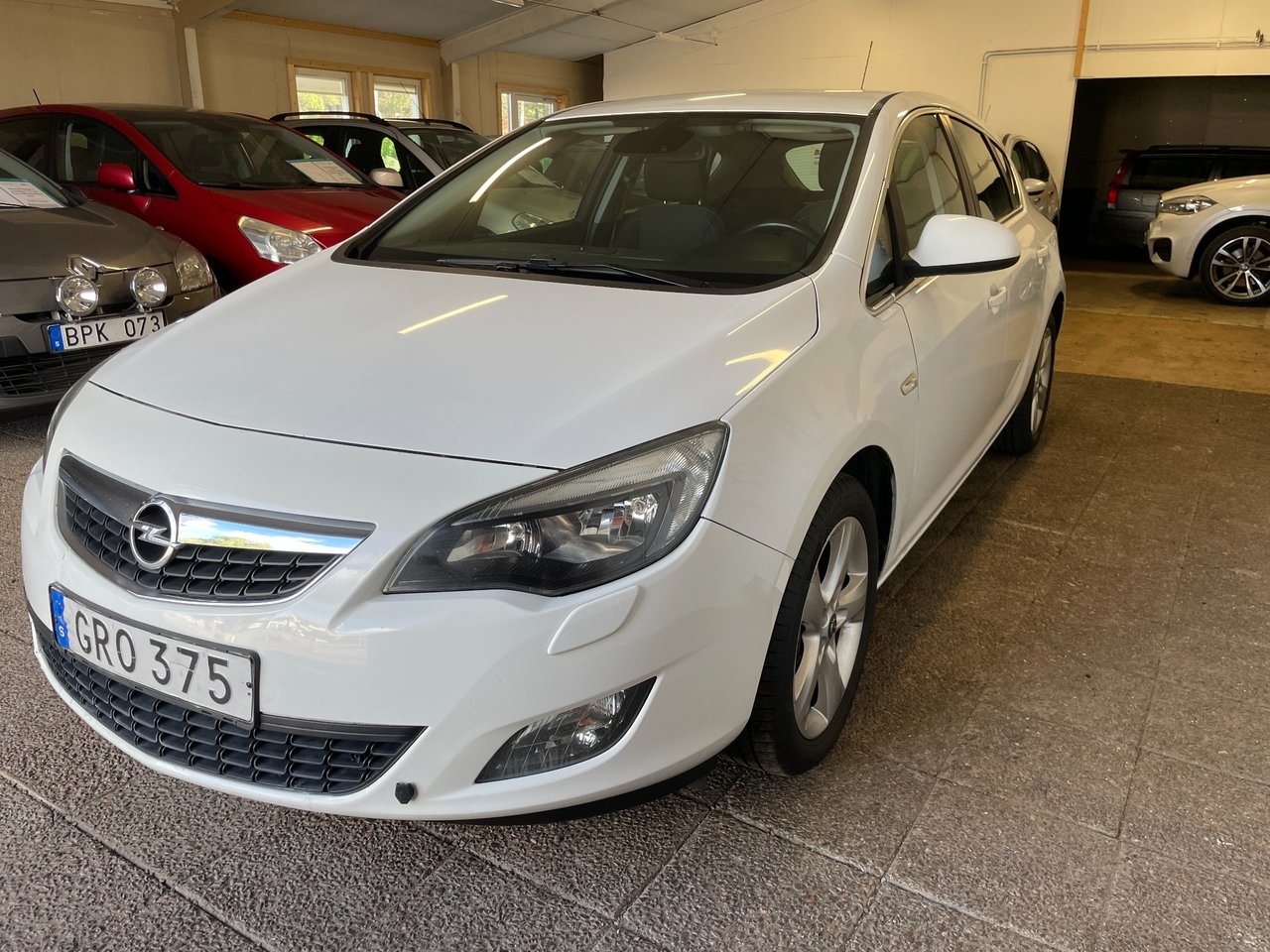 Opel Astra 2010, bild 6/10