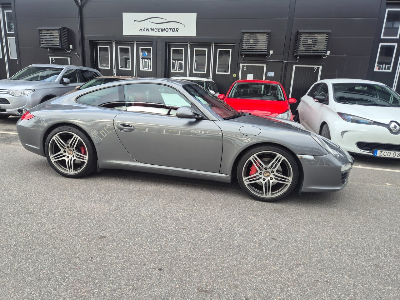 Porsche 911