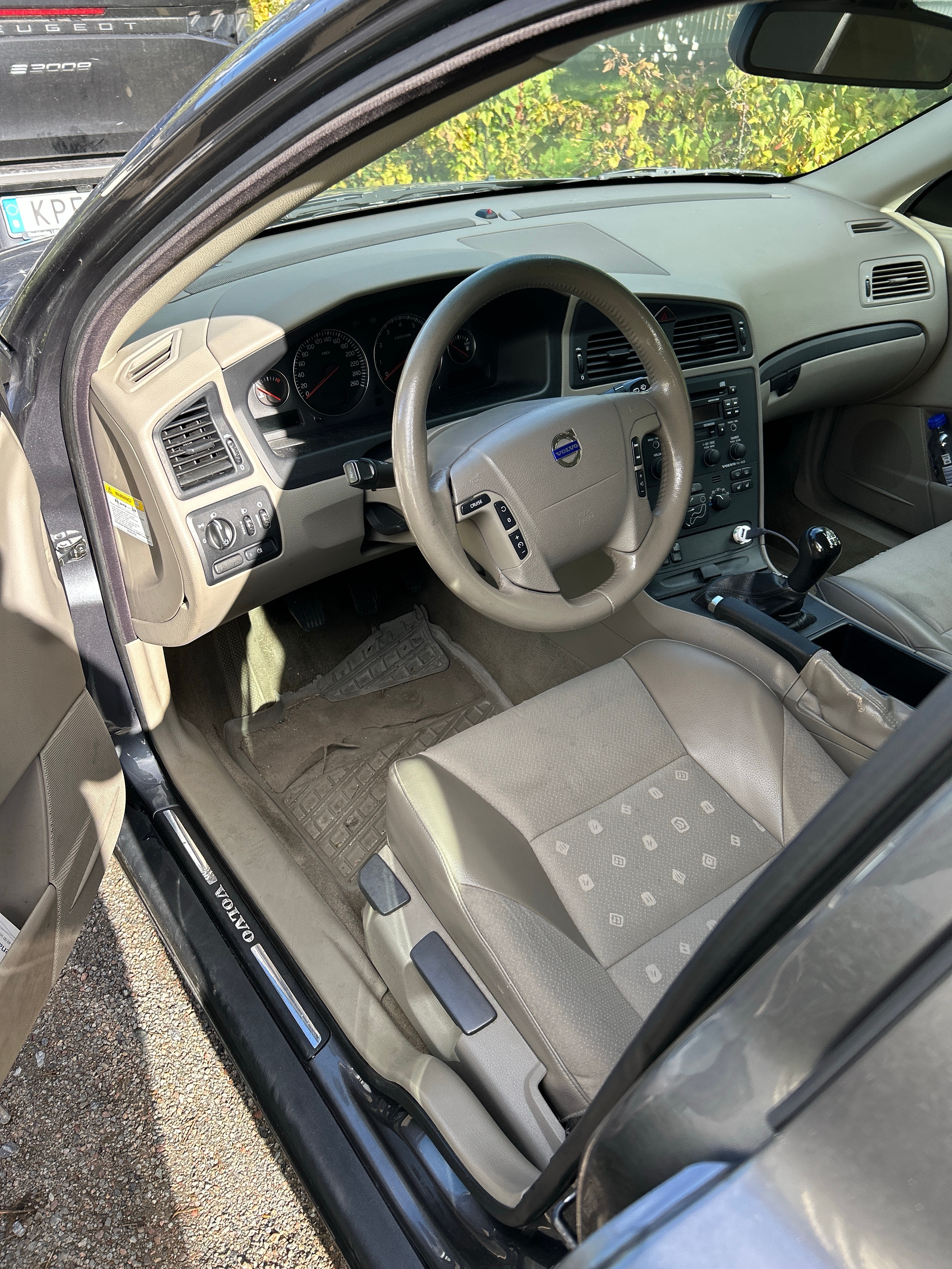 Volvo V70 2.4 Manuell 2004, photo 7/8