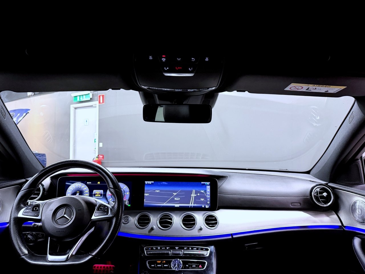 Mercedes-Benz E 2018, bild 2/10