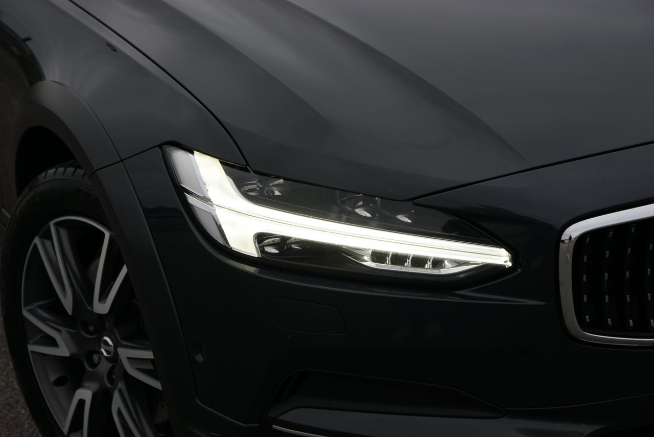 Volvo V90 Cross Country 2018, kuva 4/10