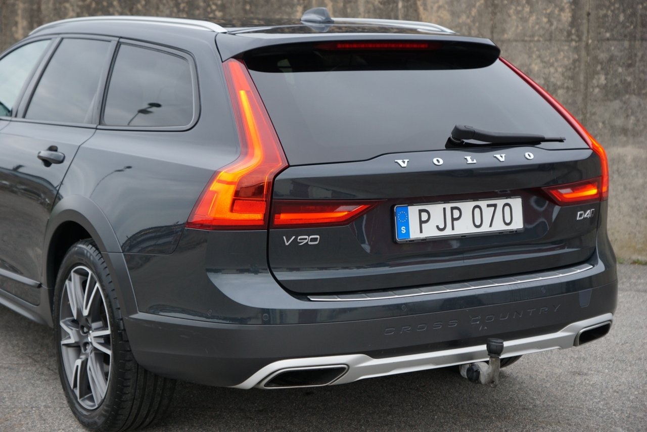 Volvo V90 Cross Country 2018, kuva 7/10