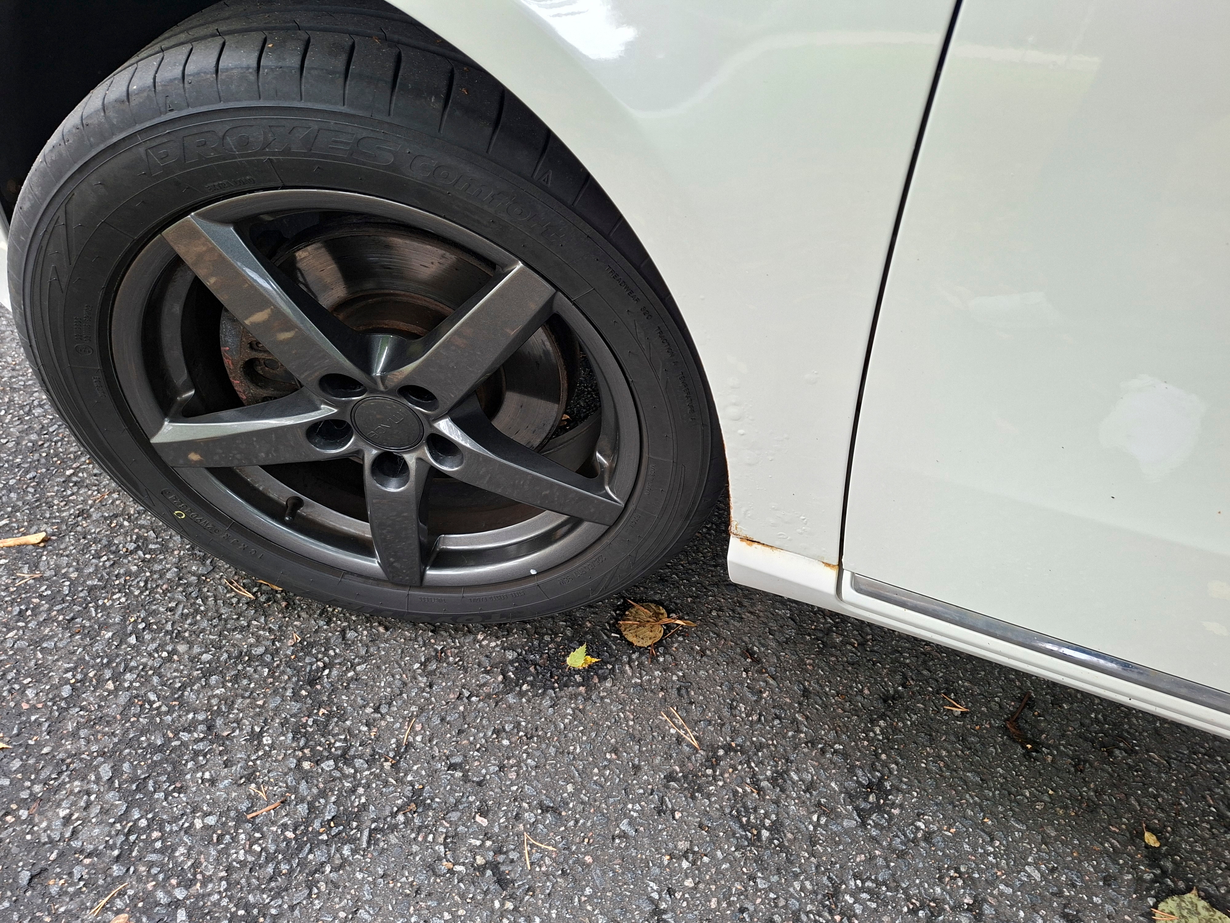 Volkswagen Passat 2011, bild 6/10