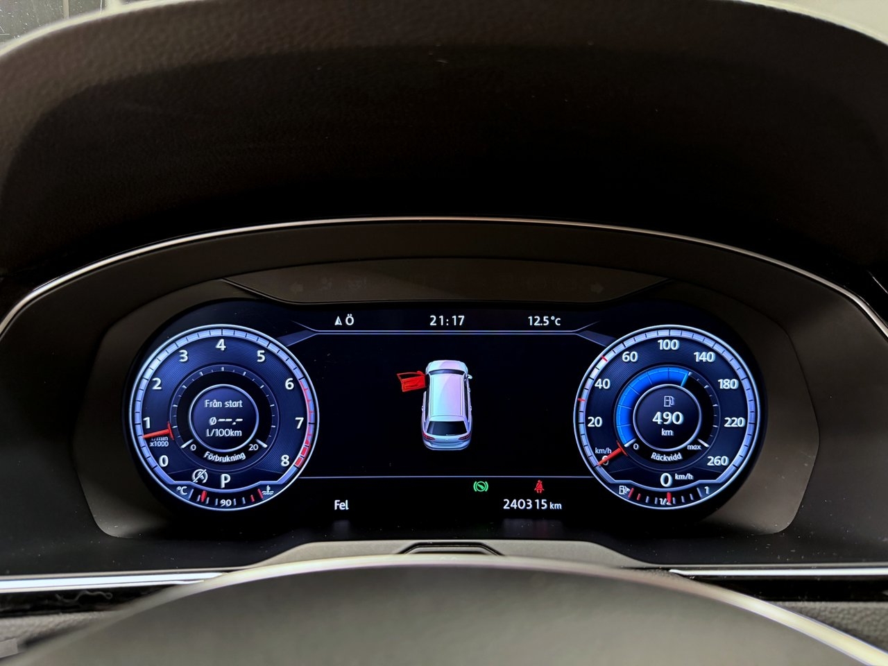 Volkswagen Passat 2016, photo 7/10