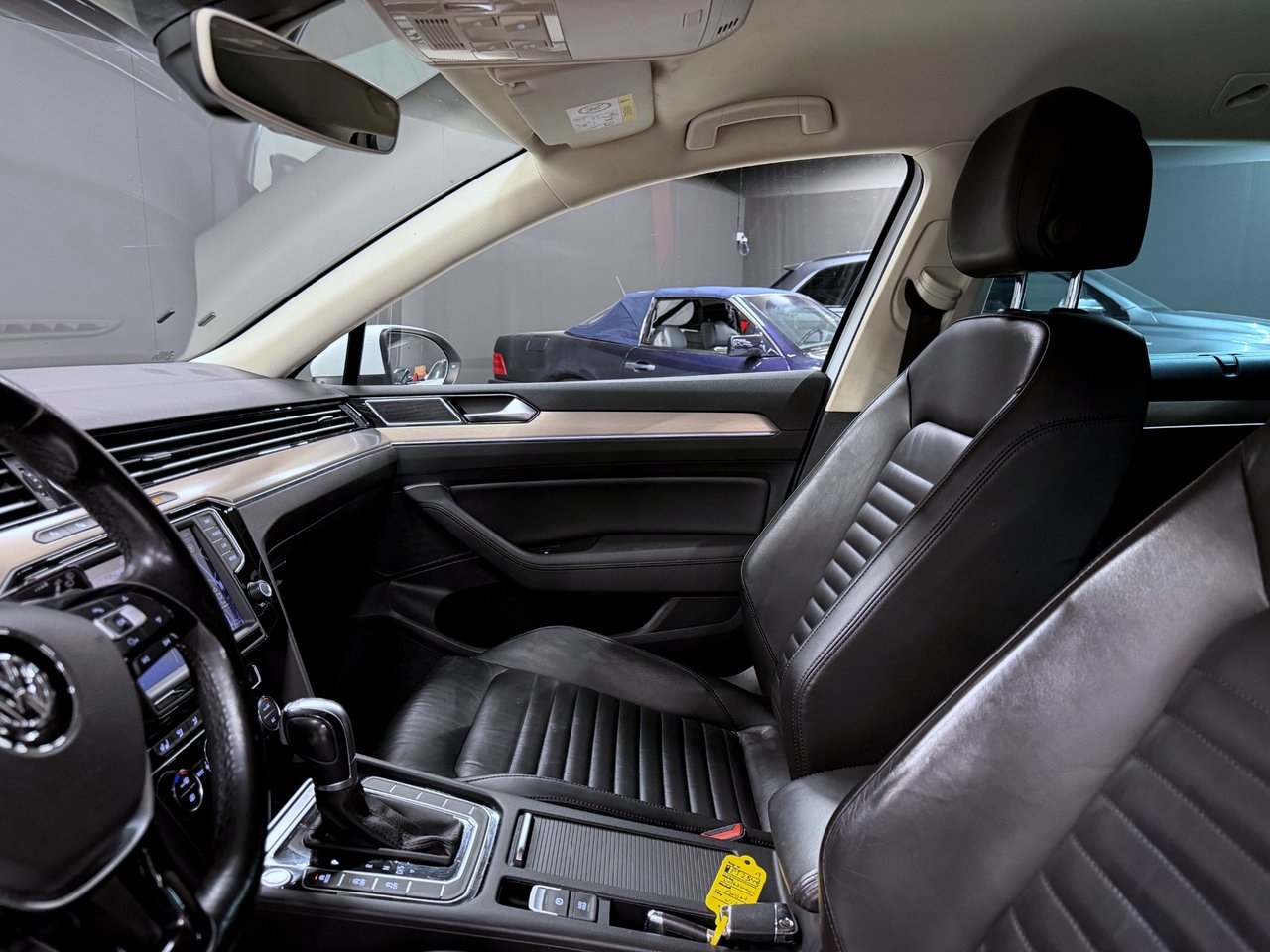 Volkswagen Passat 2016, photo 5/10