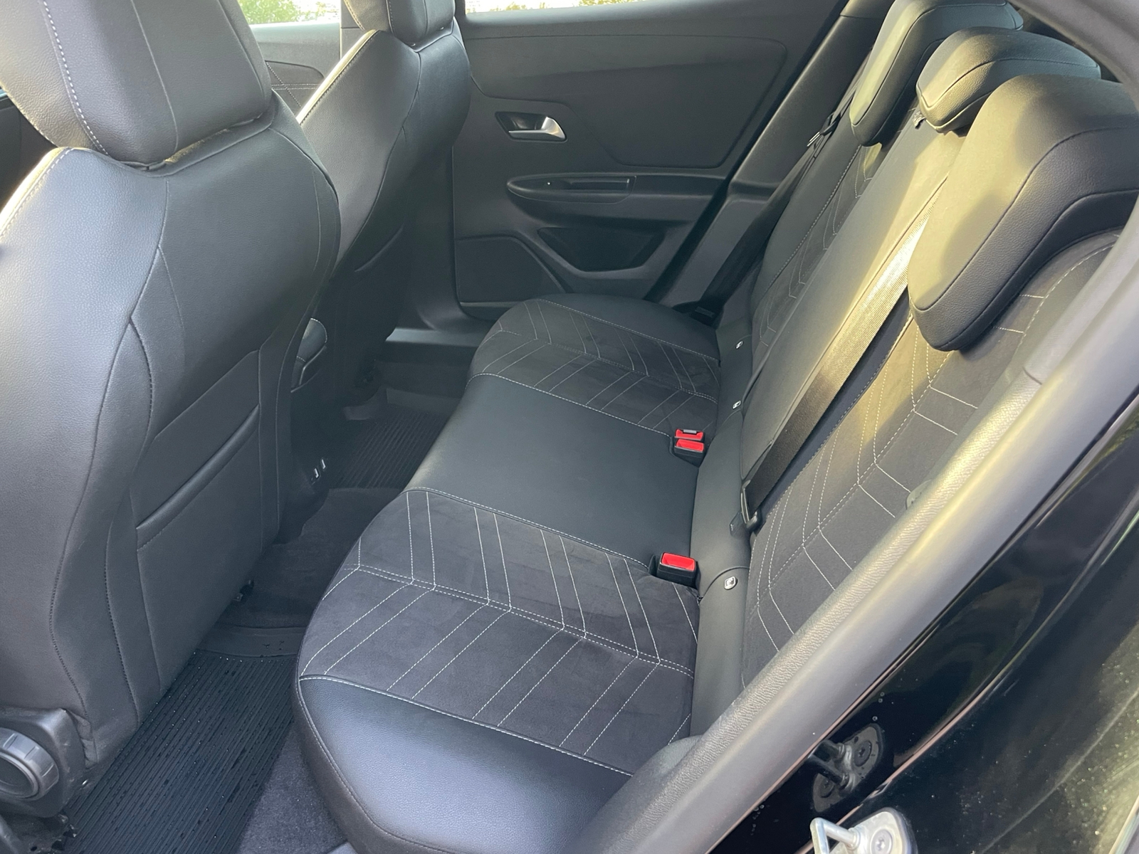 Opel Mokka-e Ultimate 2021, bild 5/6