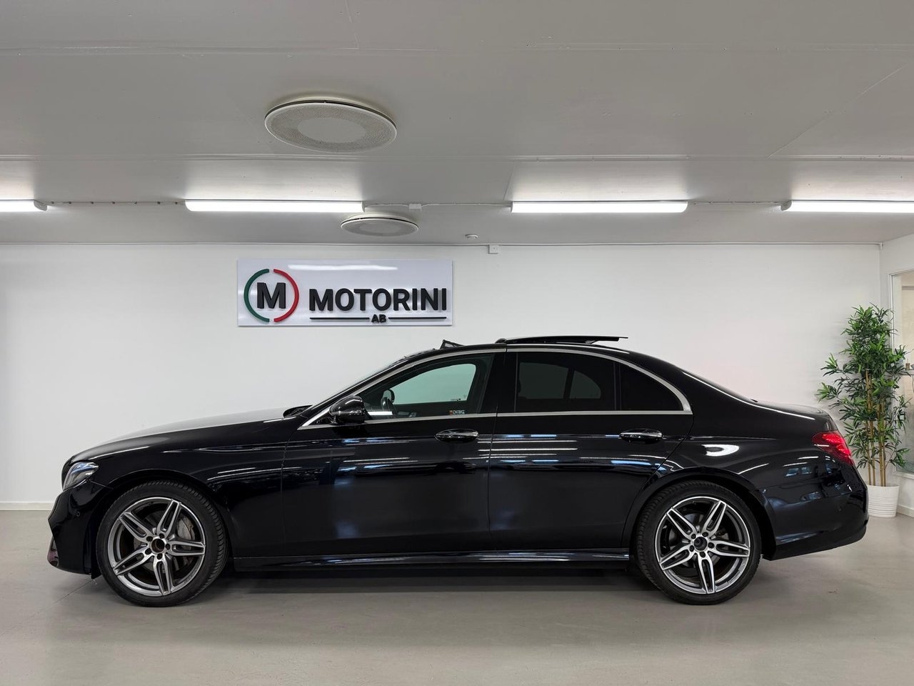 Mercedes-Benz E 2019, bild 3/10