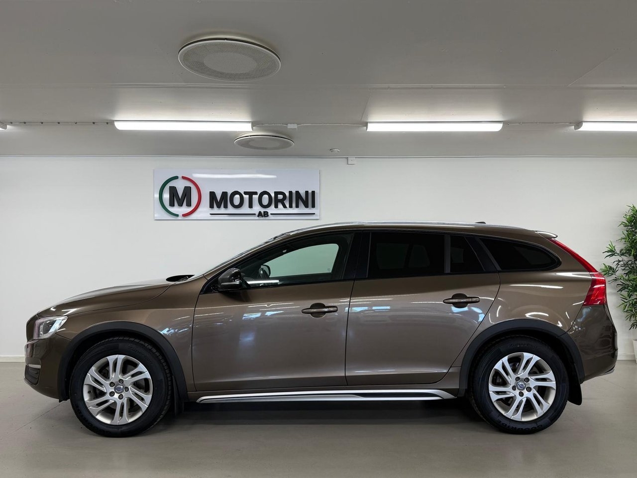 Volvo V60 Cross Country 2016, bild 4/10