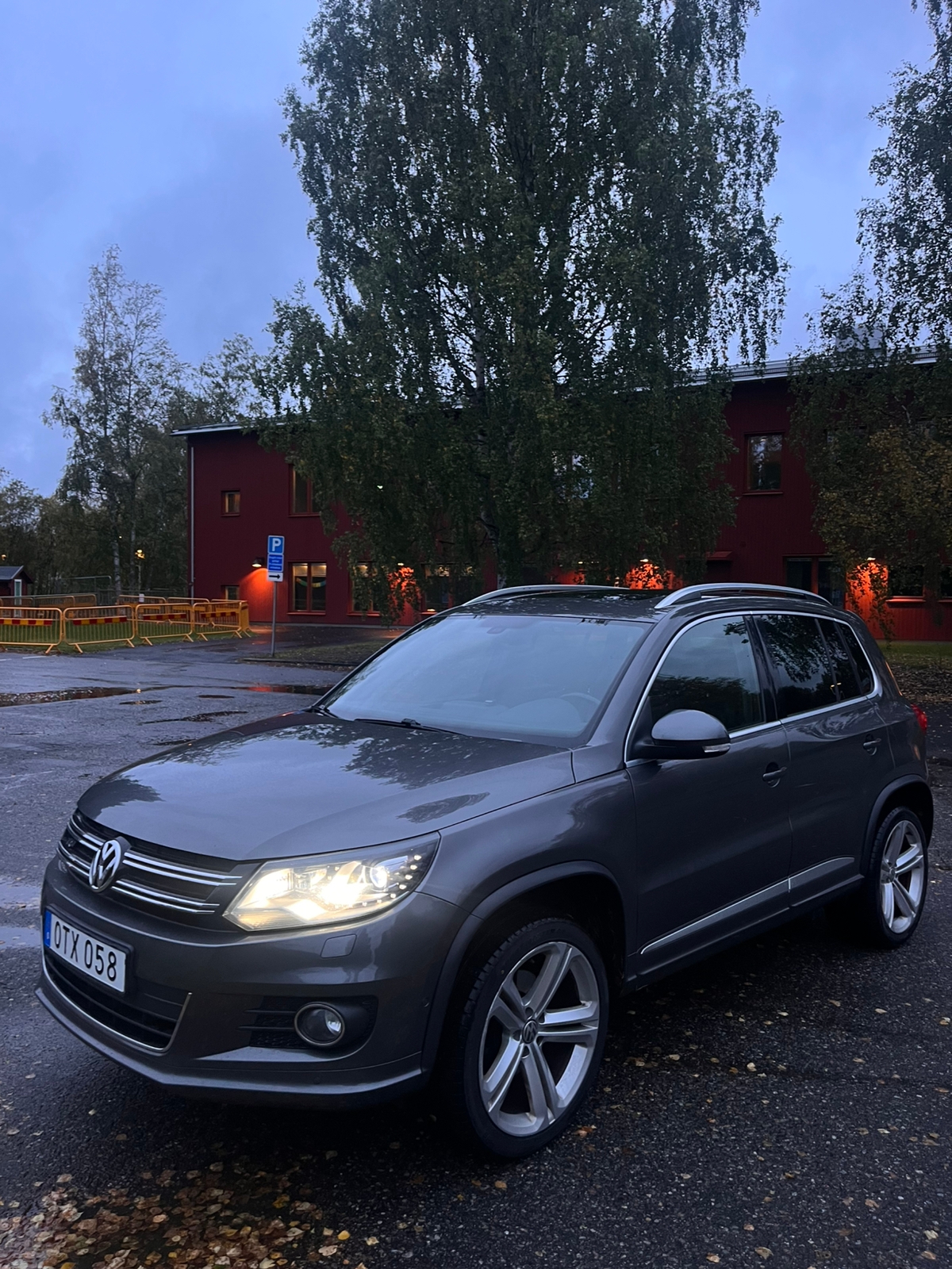 Volkswagen Tiguan 2016, bild 2/8