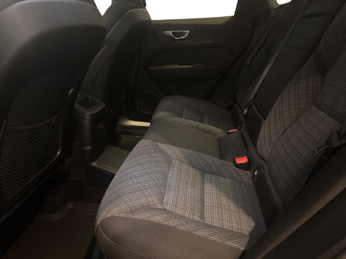 Volvo XC60 Recharge T6 Core Edition 2024, bild 6/10