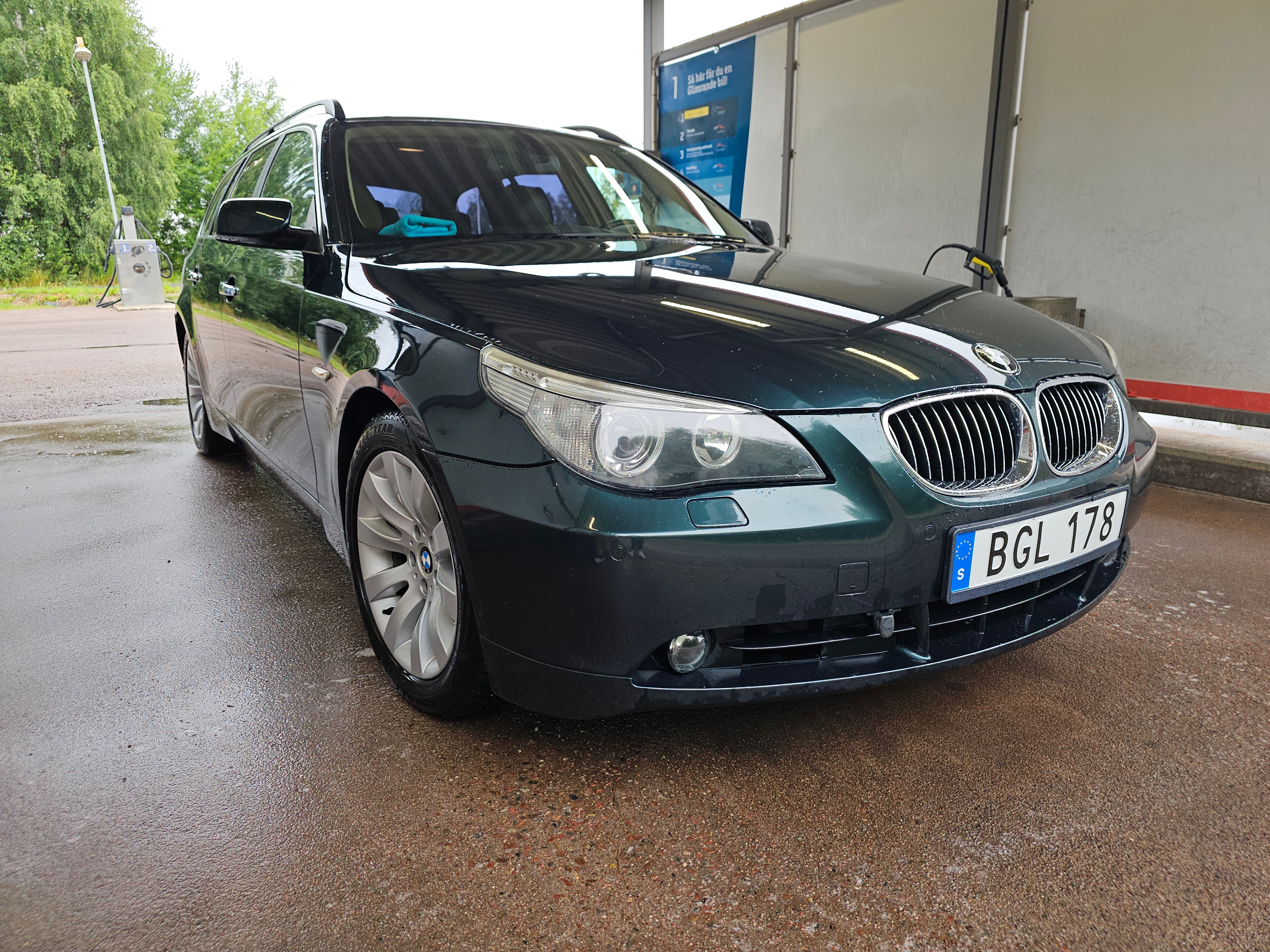 BMW 525 i Touring Automatisk 2006, bild 2/7