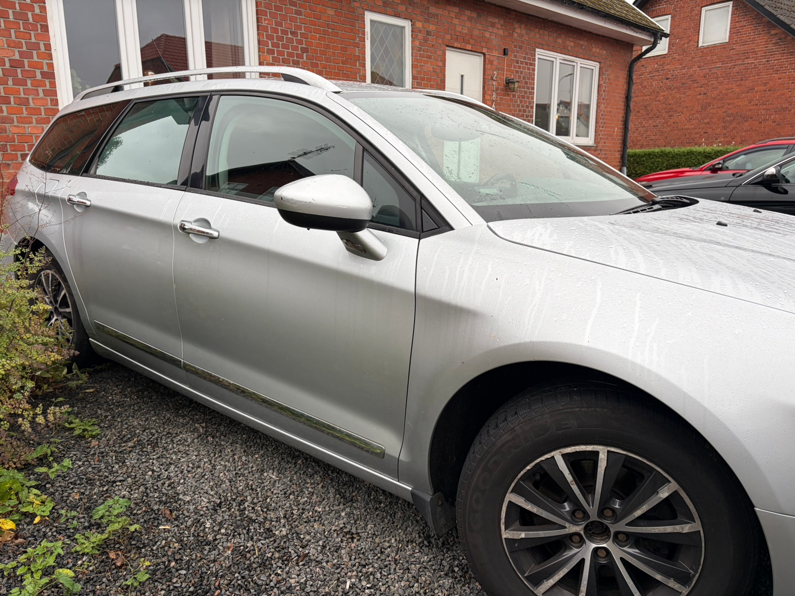Citroen C5 Tourer 2.0 Manuell 2009, kuva 2/3