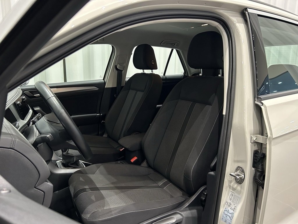 Volkswagen T-Roc TSI 110hk 2023, bild 6/10