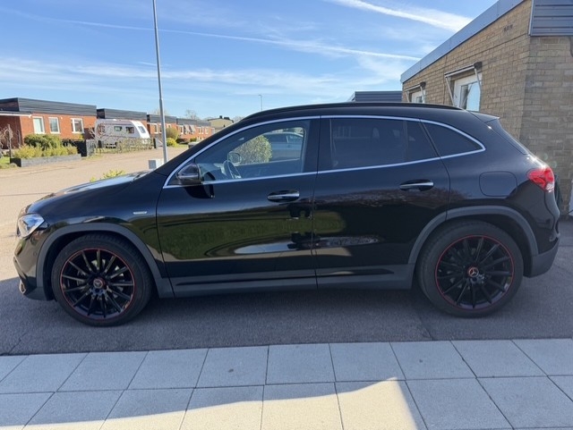 Mercedes-Benz GLA 220 d 4MATIC 8G-DCT 2021, bild 7/9