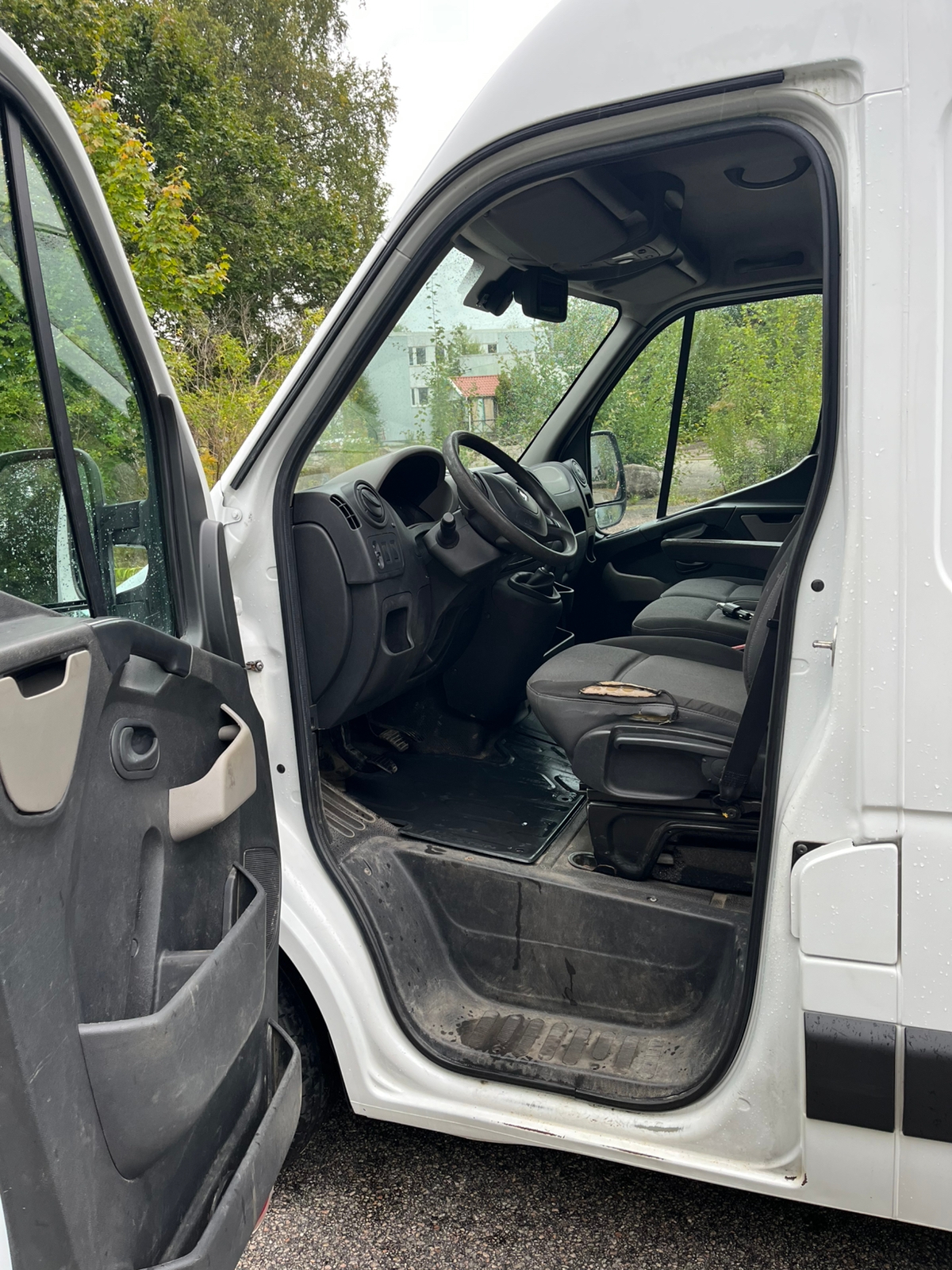 Renault Master 3.5 T 2.3 dCi Manuell 2011, bild 4/5