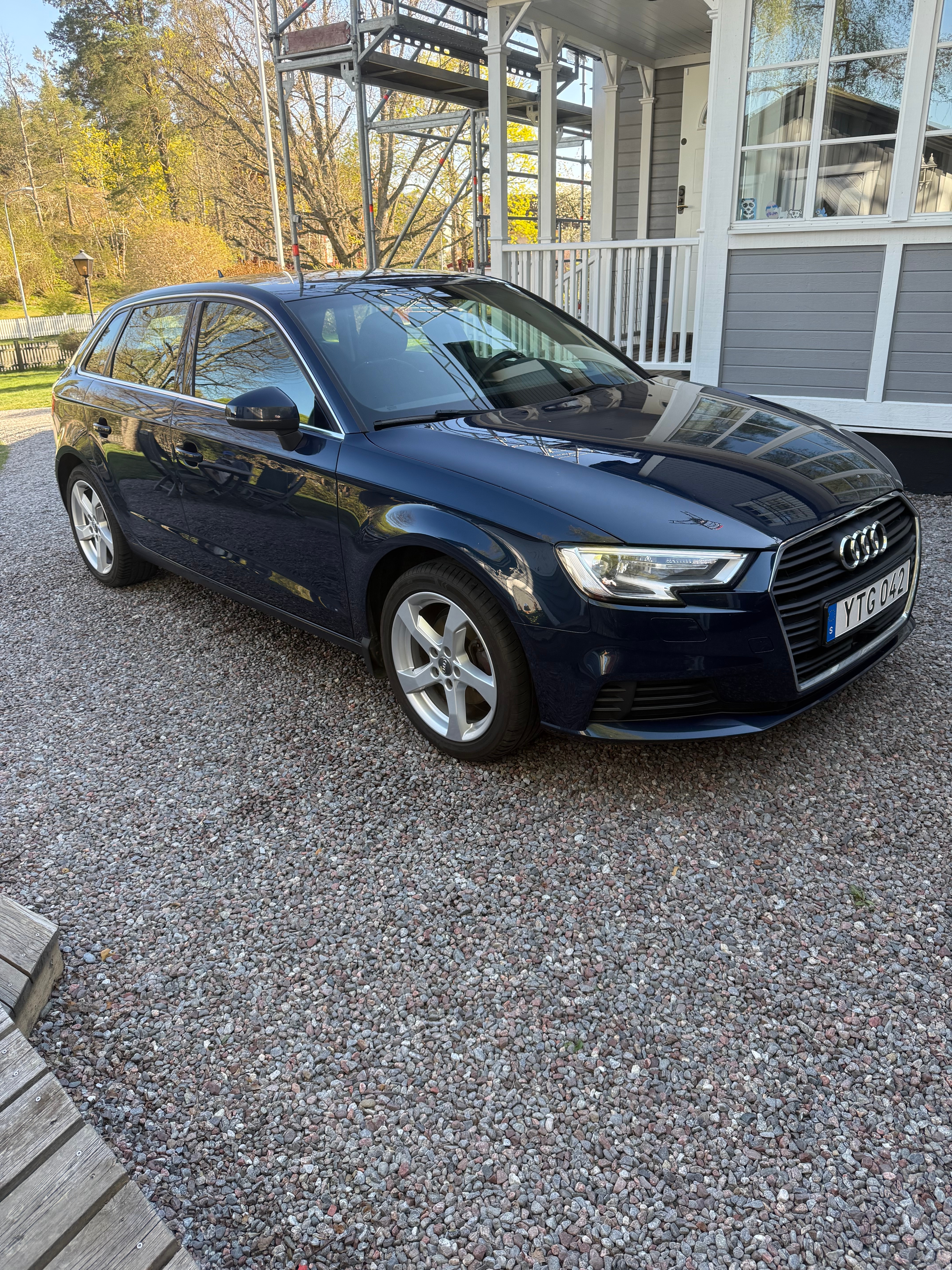 Audi A3 Sportback 1.5 TFSI COD Manuell 2018, bild 2/6
