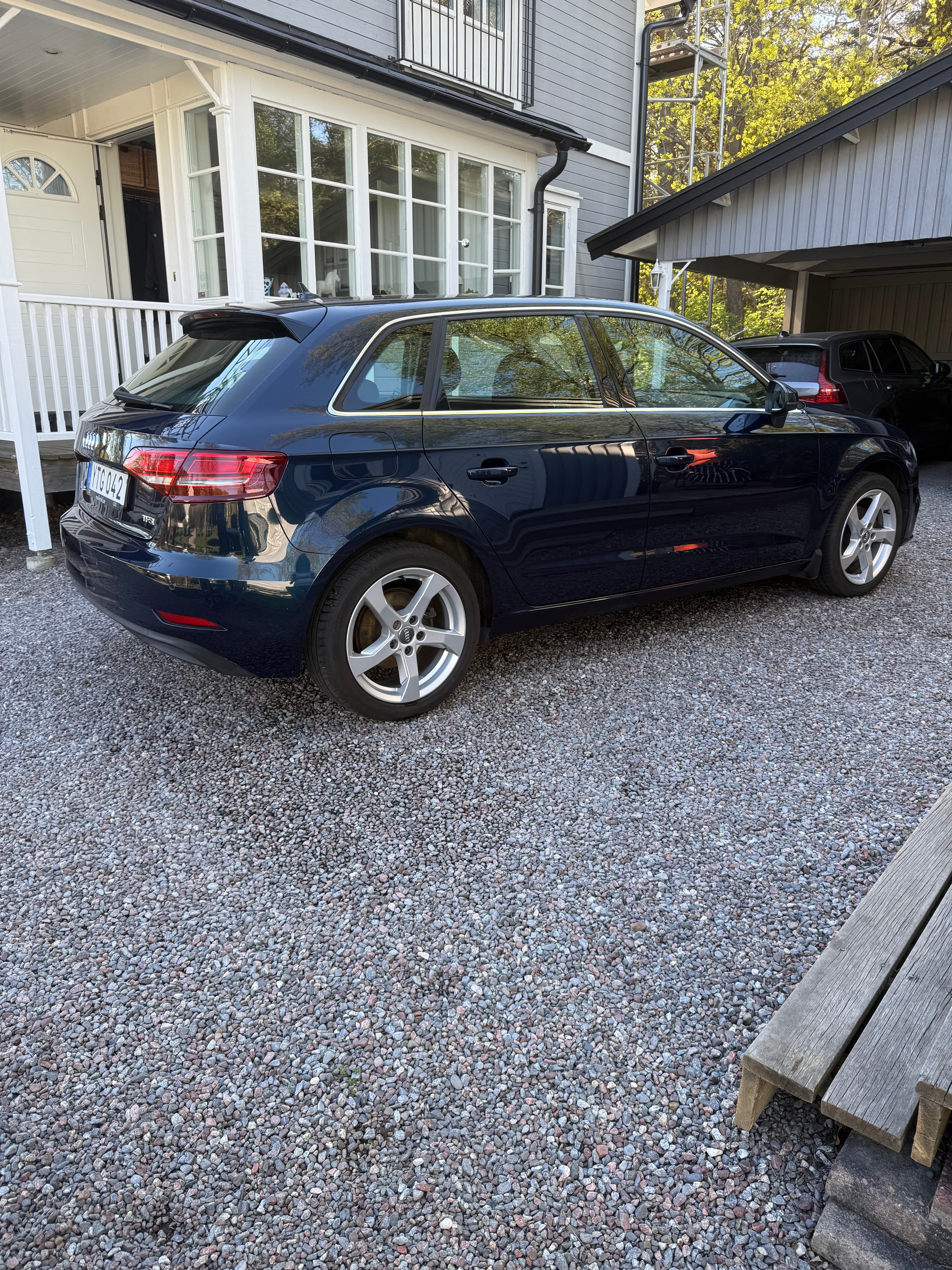 Audi A3 Sportback 1.5 TFSI COD Manuell 2018, bild 3/6