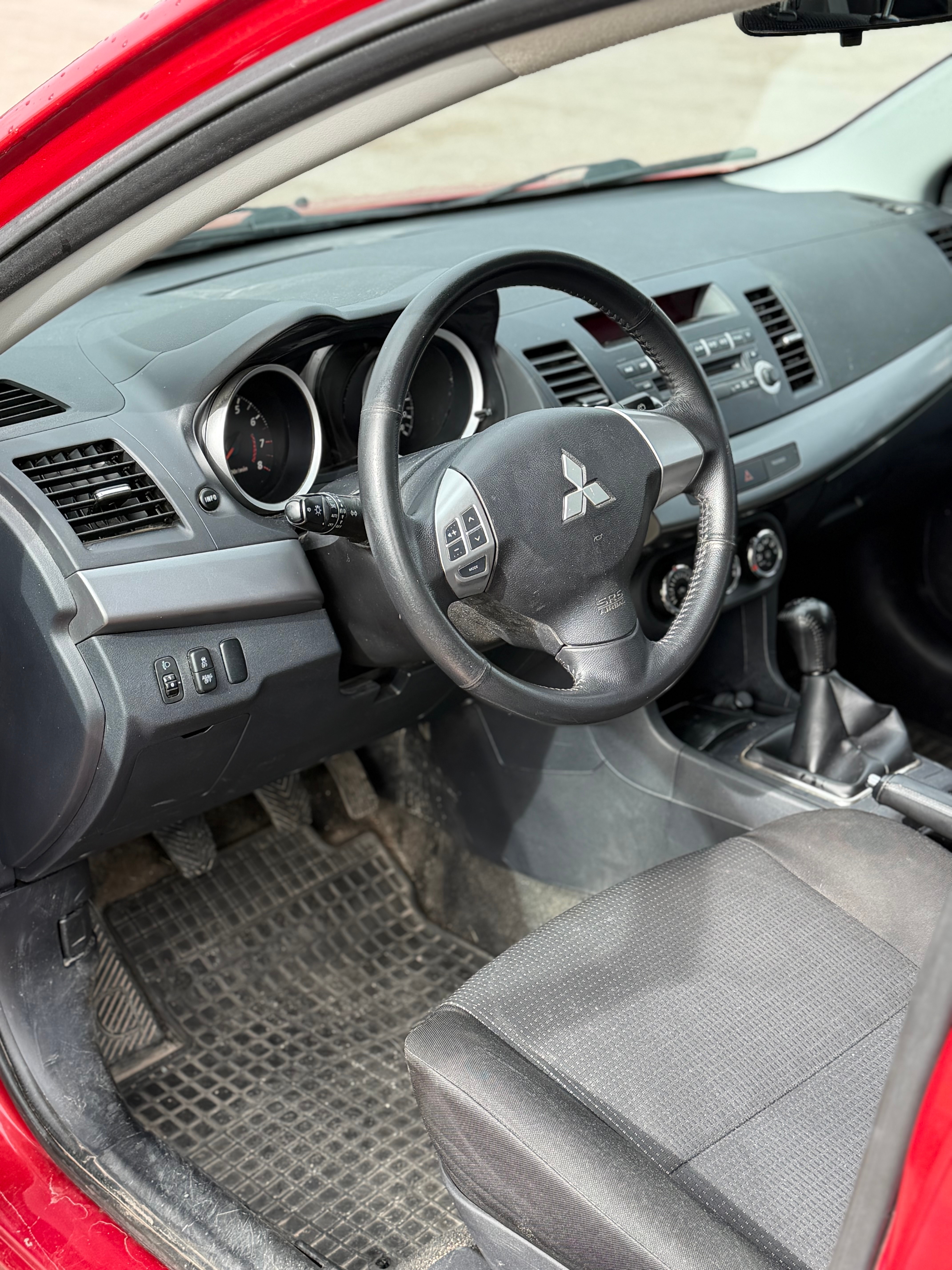 Mitsubishi Lancer Sportback 1.6 2011, kuva 6/6