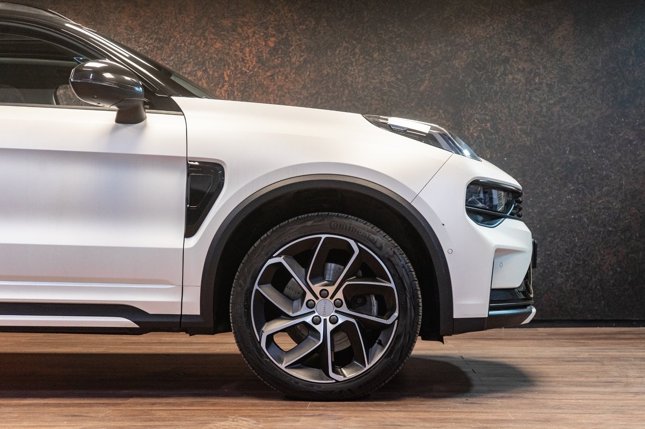 Lynk & Co 01 PHEV DCT 261hk 2022, photo 6/10