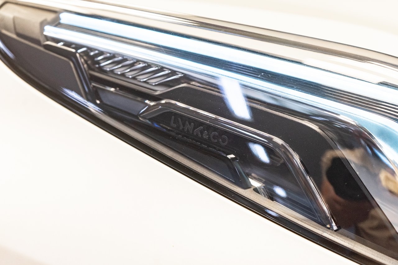 Lynk & Co 01 PHEV DCT 261hk 2022, photo 4/10