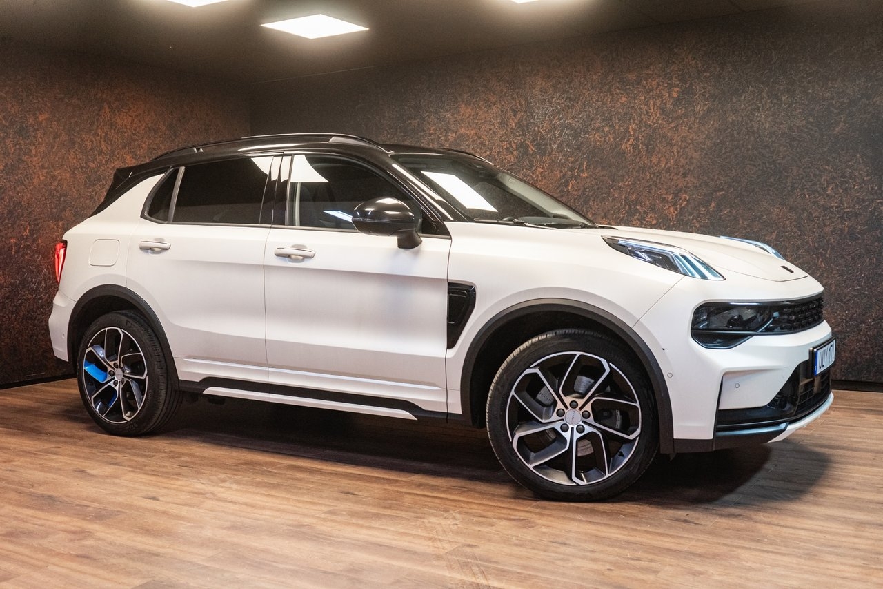 Lynk & Co 01 PHEV DCT 261hk 2022, photo 2/10