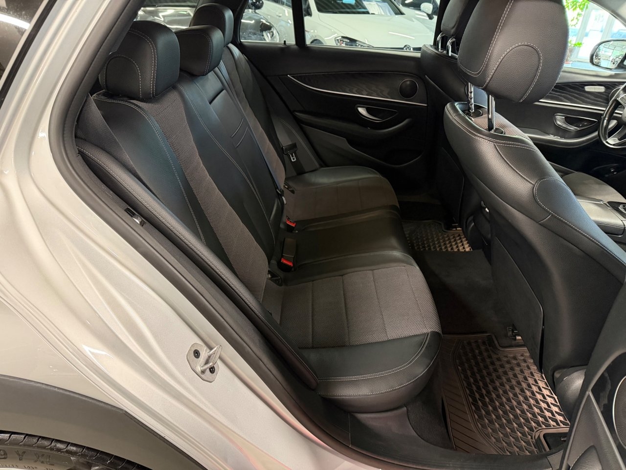 Mercedes-Benz E 2018, bild 7/10