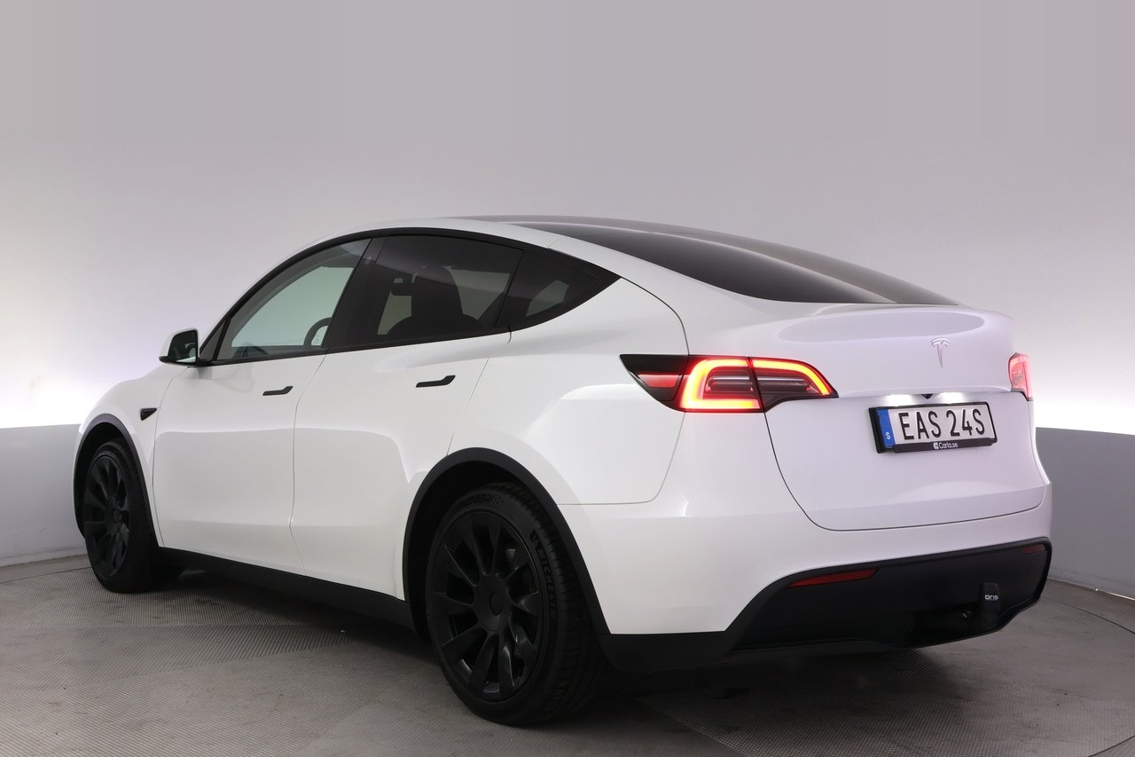 Tesla Model Y 2023, bild 4/10