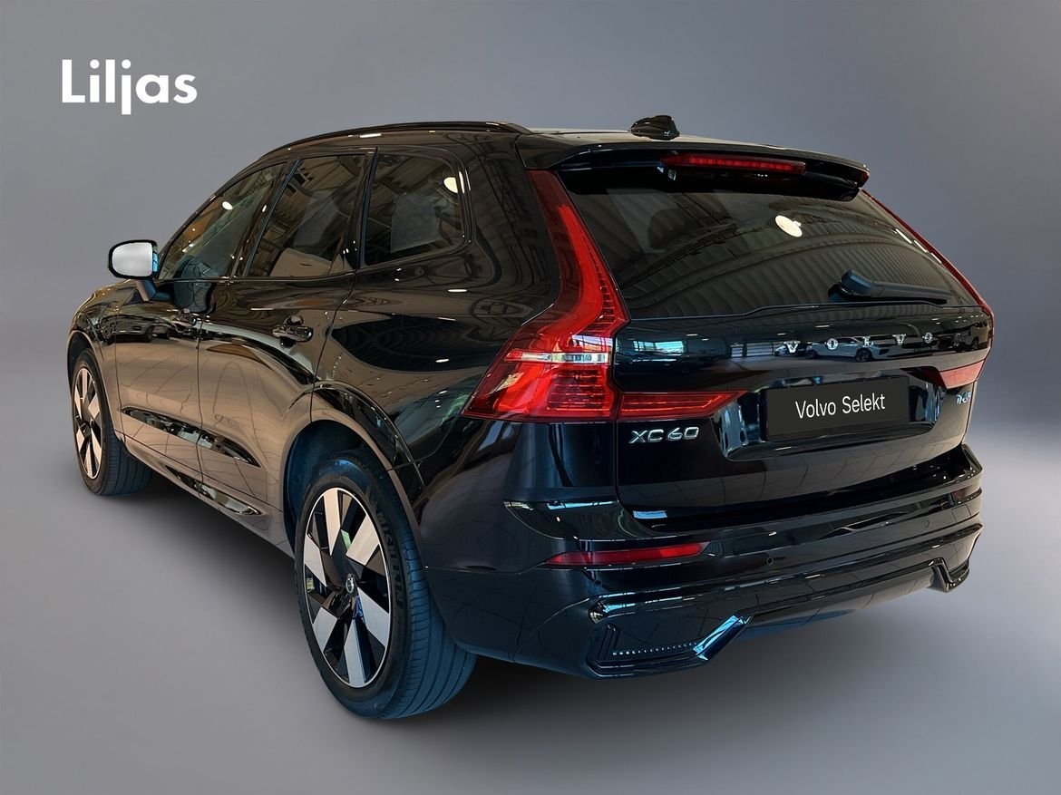Volvo XC60 T6 AWD Plus Dark Edition 2025, bild 4/14