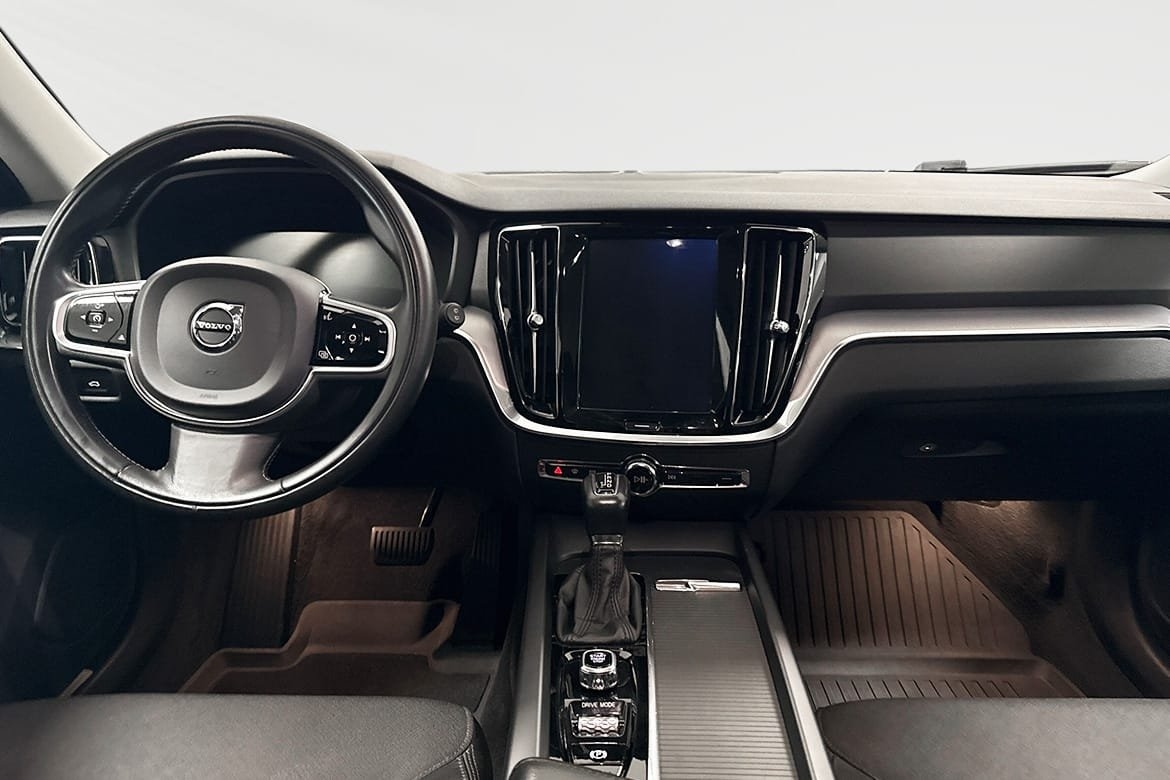 Volvo V60 D3 AWD Momentum Advanced SE II 2020, bild 5/7