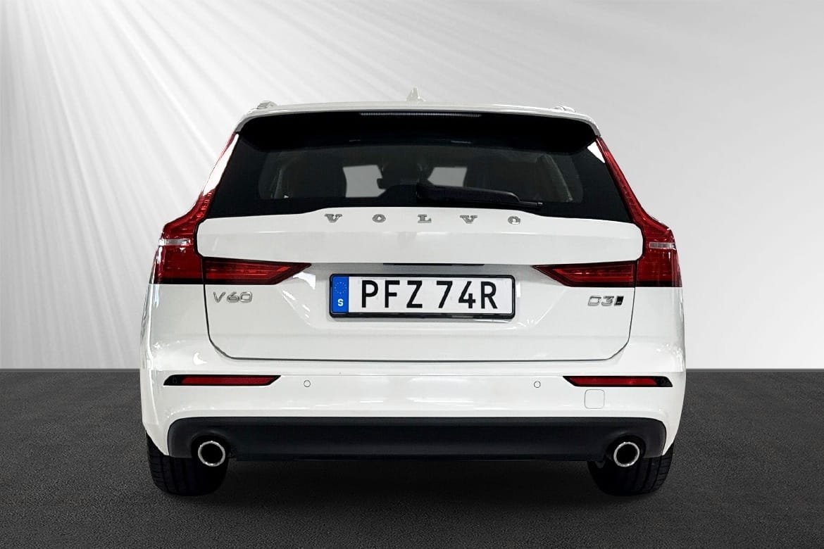 Volvo V60 D3 AWD Momentum Advanced SE II 2020, bild 2/7