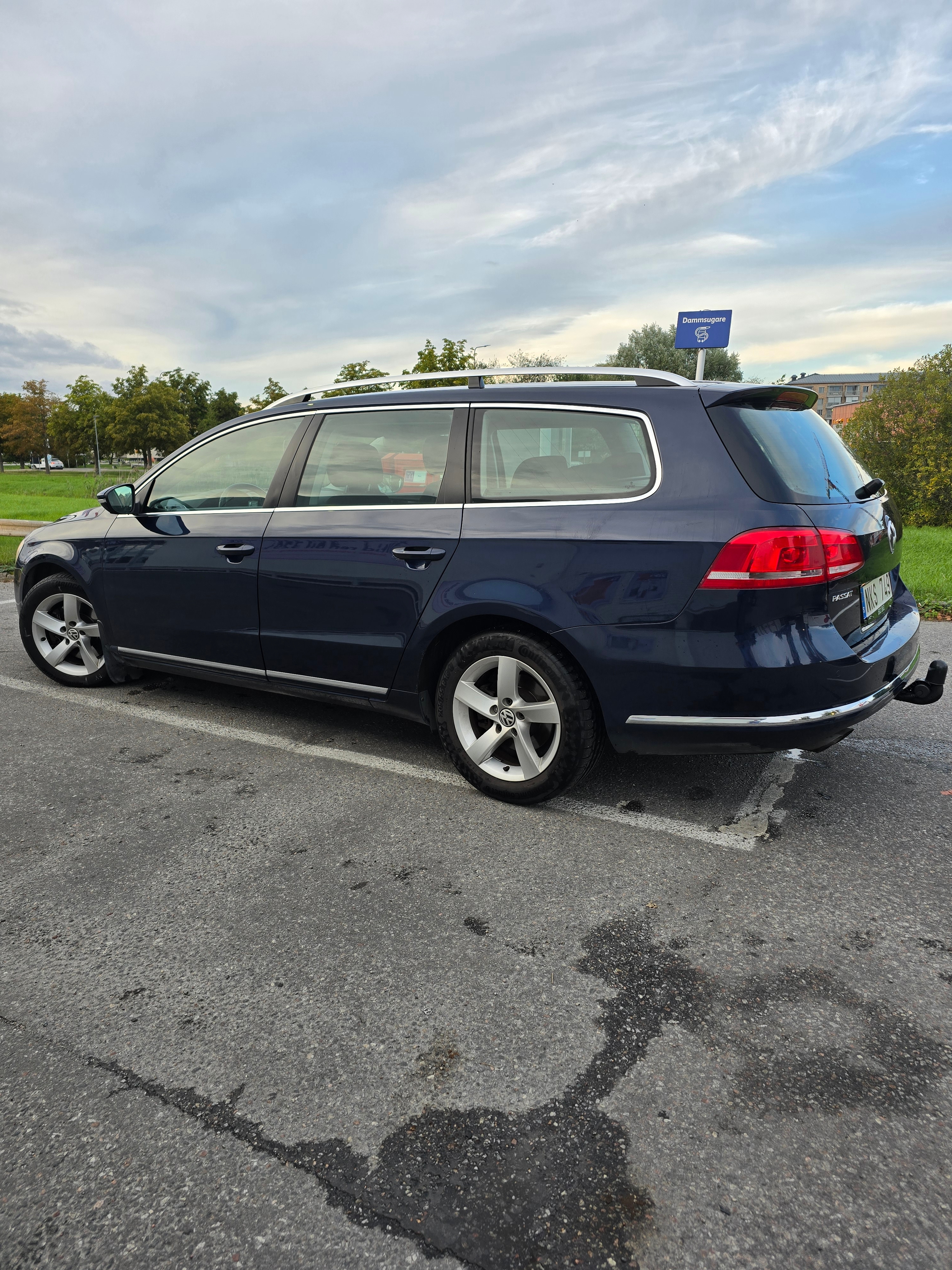 Volkswagen Passat 2012, bild 5/10