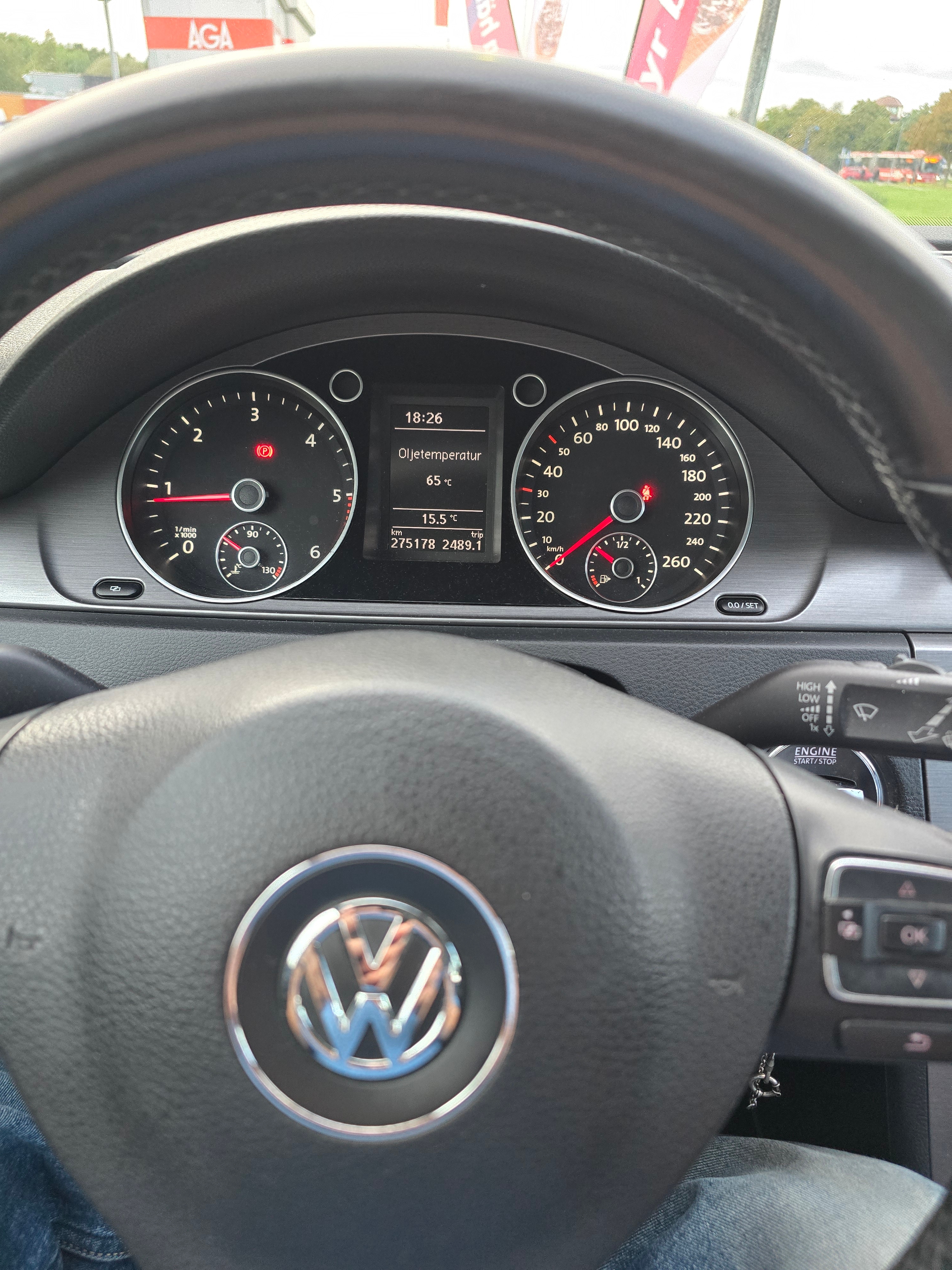 Volkswagen Passat 2012, bild 2/10