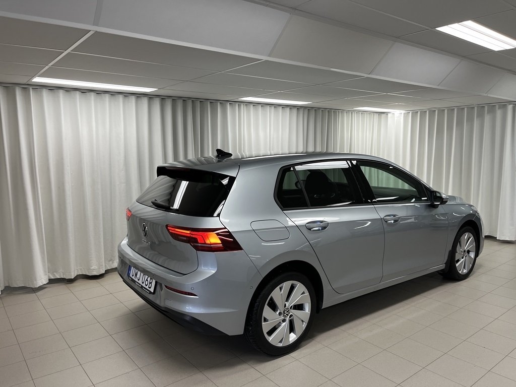 Volkswagen Golf 2025, bild 3/10