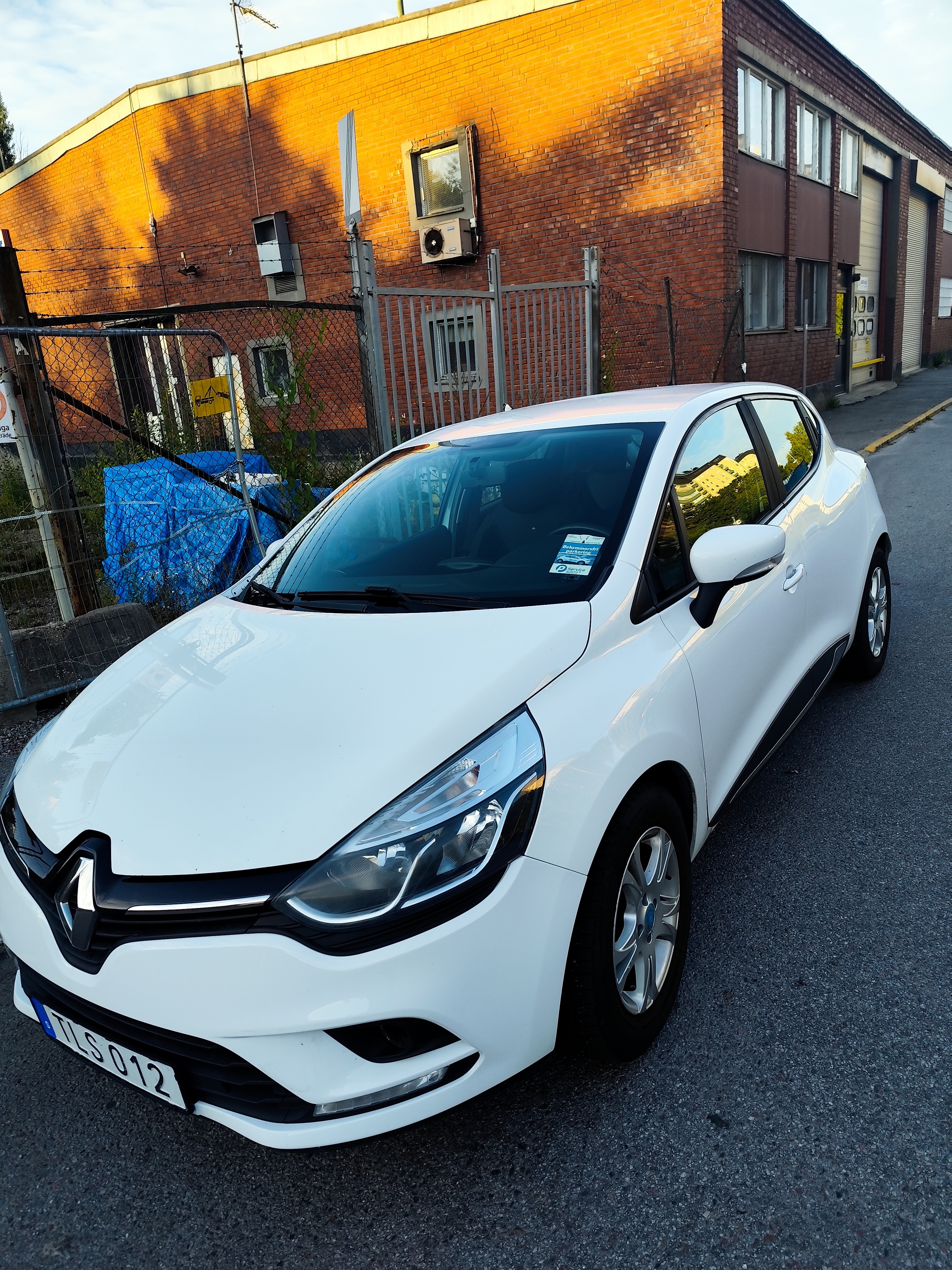 Renault Clio 1.2 Manuell 2017, bild 2/6
