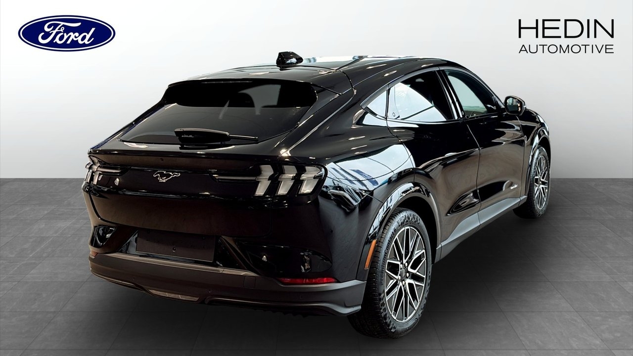 Ford Mustang Mach-E 2025, bild 2/10