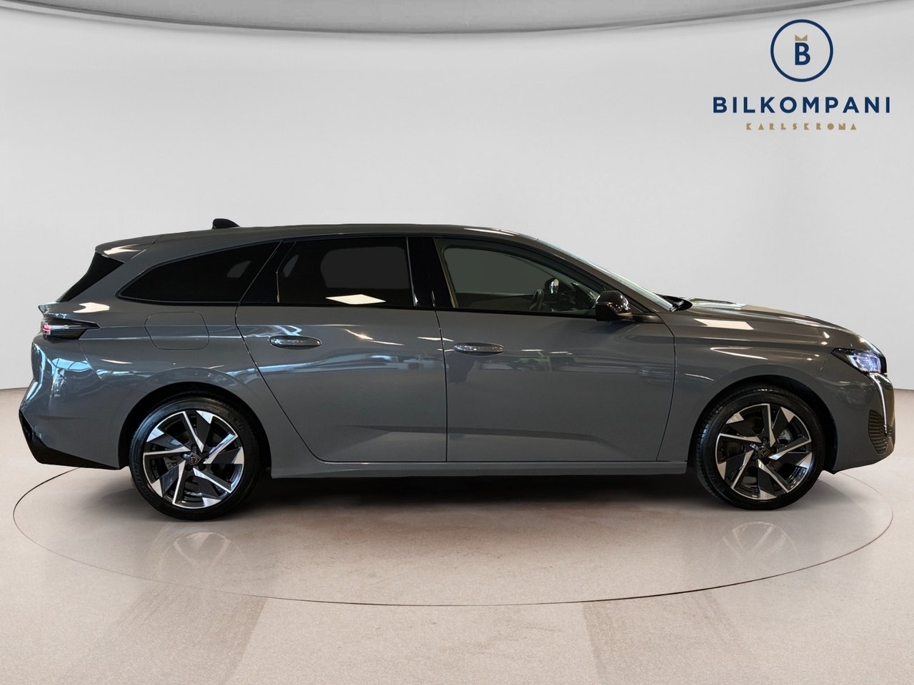 Peugeot 308 SW Hybrid 145hk 2025, bild 6/10