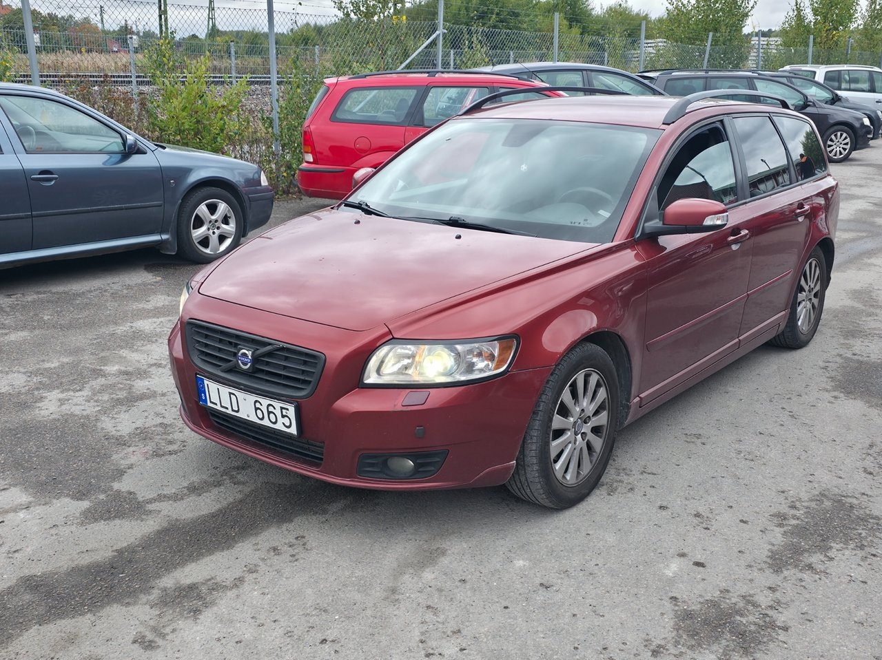 Volvo V50