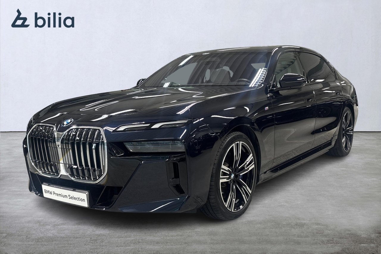BMW i7