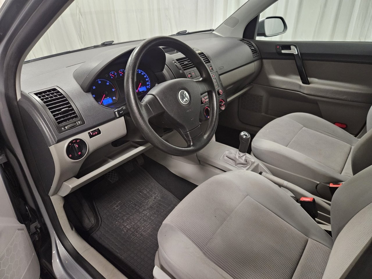 Volkswagen Polo 2007, bild 6/7