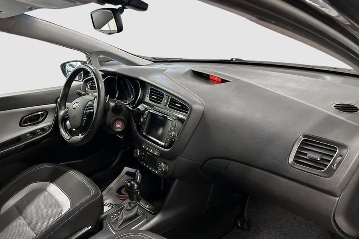 Kia Ceed CEED_ SW Automat 2015, bild 6/10