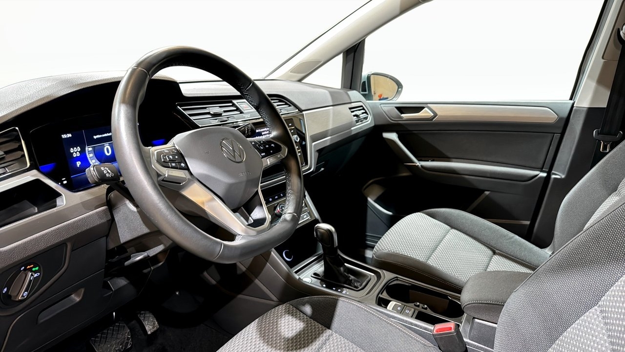 Volkswagen Touran 2025, kuva 7/10