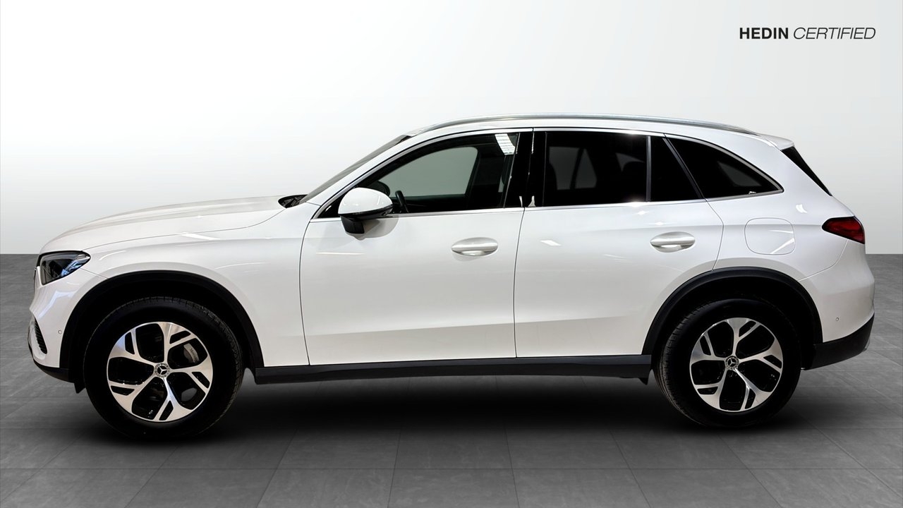 Mercedes-Benz GLC 300e 4MATIC 2023, photo 2/10