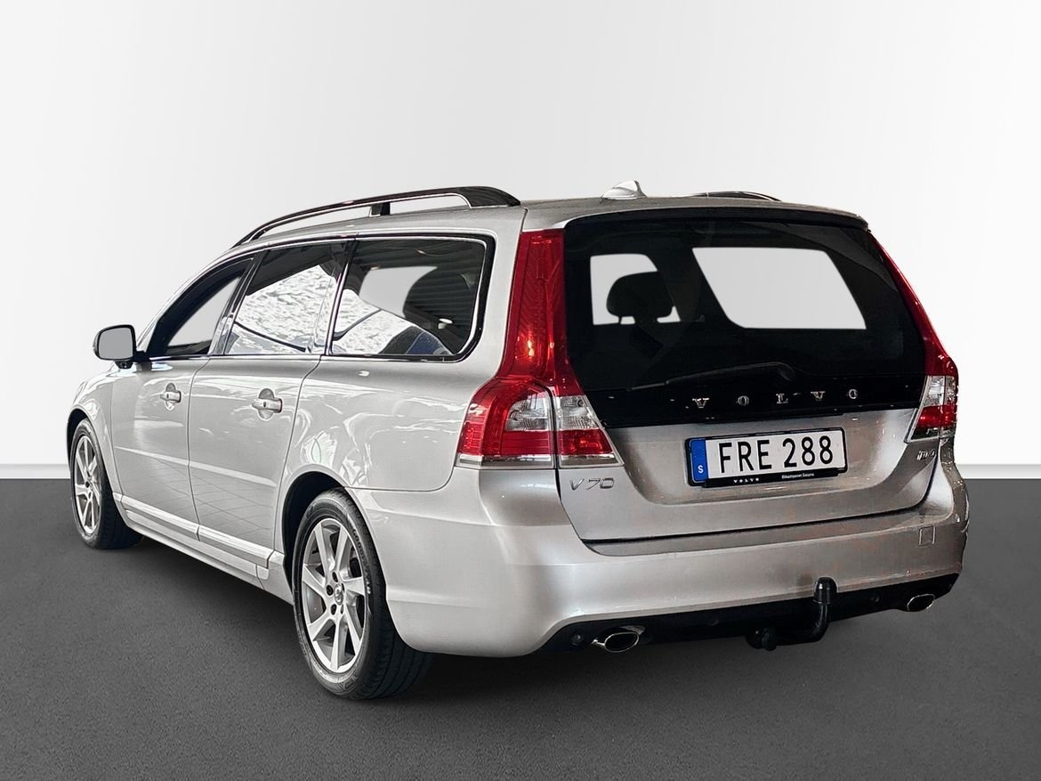 Volvo V70 D4 2015, photo 2/10