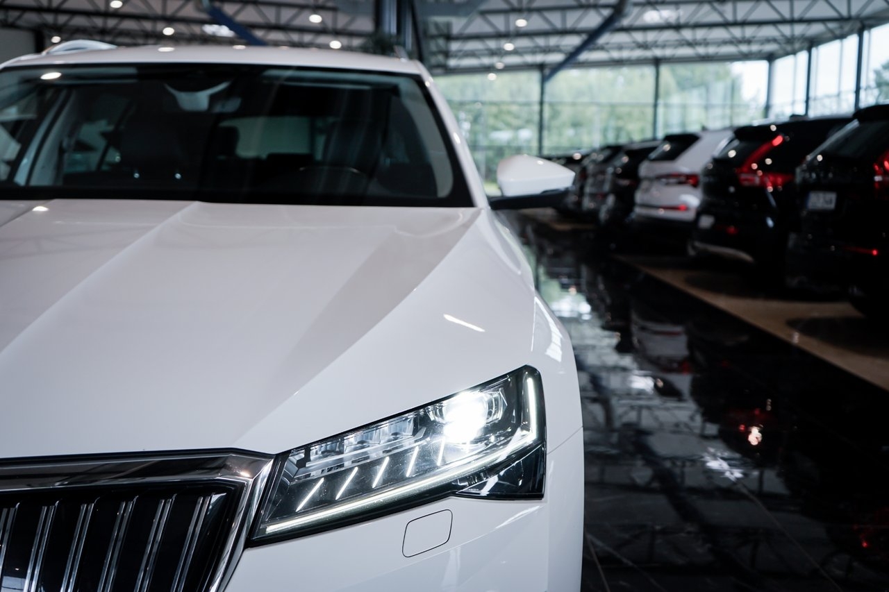 Skoda Superb 2021, bild 4/10