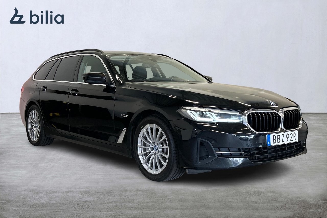BMW 530 e Touring Innovation 2023, photo 3/10