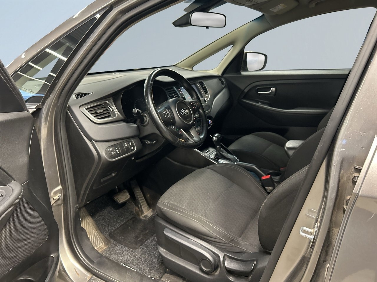 Kia Carens 1.7 VGT DCT GLS Drag 2017, bild 7/21