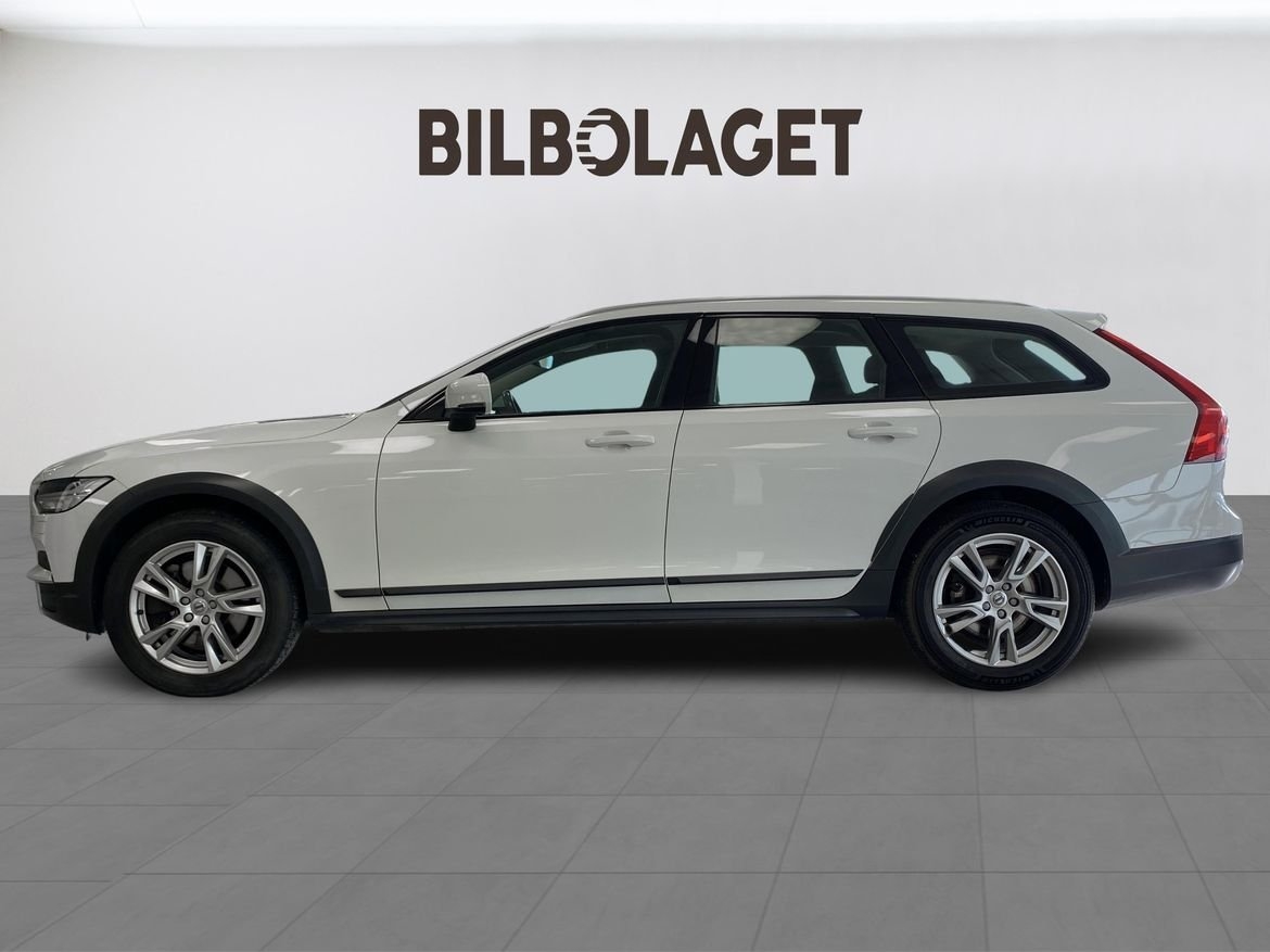 Volvo V90 Cross Country D4 AWD Edition 2019, bild 2/10